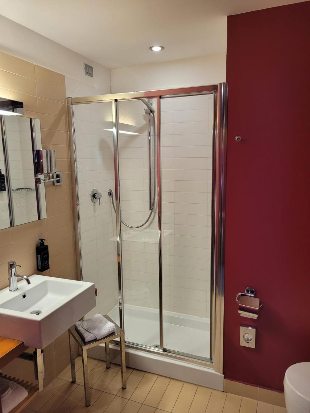 Cosmopolitan Hotel Civitanova Marche Exterior photo
